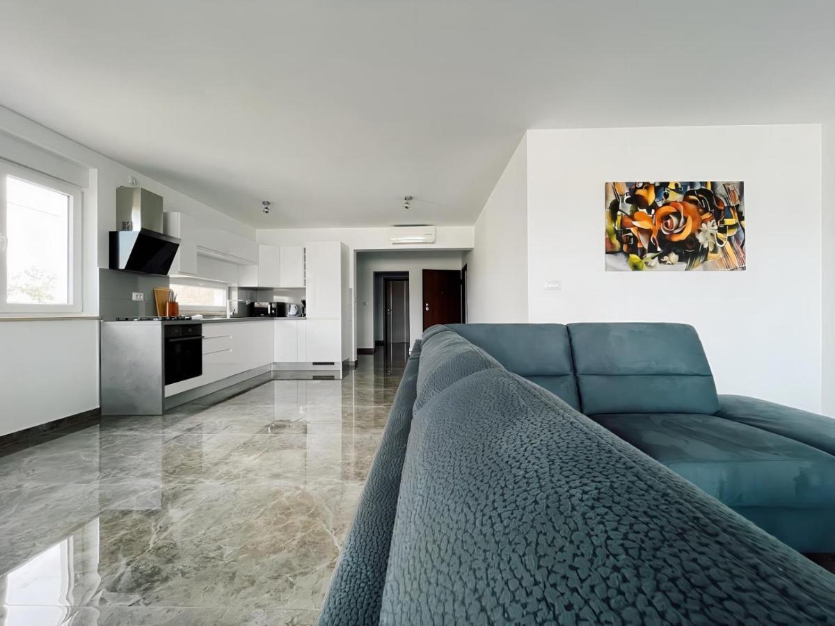 Seascape Deluxe Residence Pjescana Uvala Extérieur photo