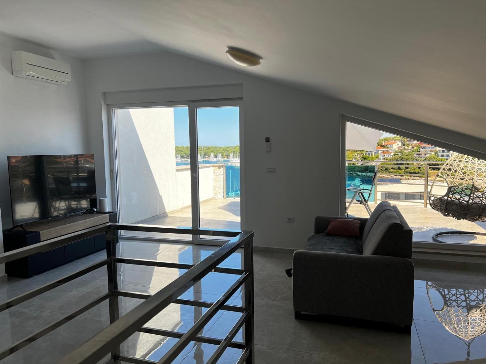 Seascape Deluxe Residence Pjescana Uvala Extérieur photo